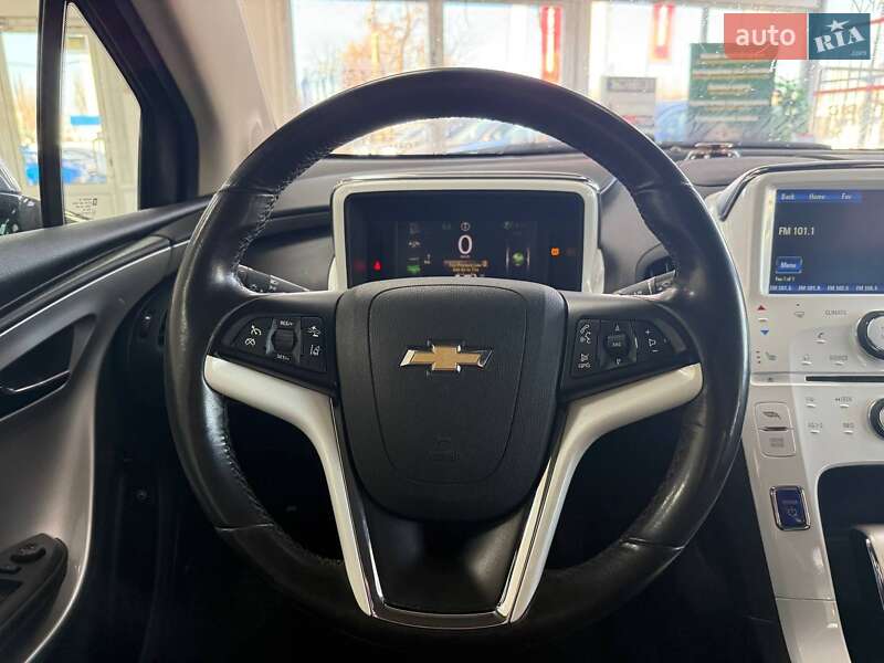 Хэтчбек Chevrolet Volt 2012 в Киеве