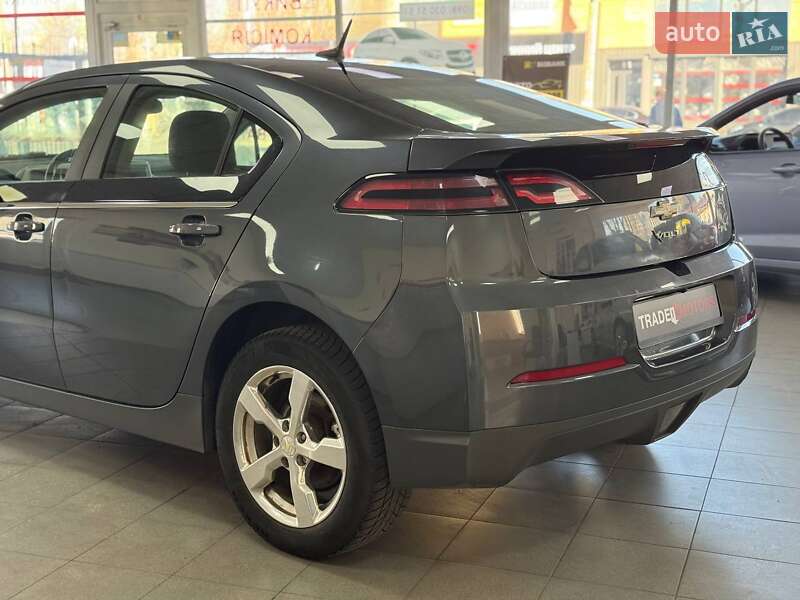 Хэтчбек Chevrolet Volt 2012 в Киеве