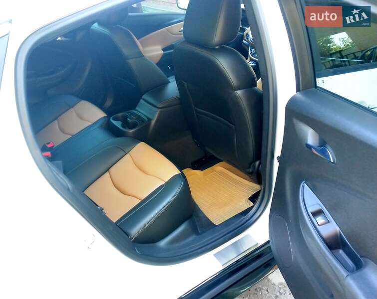 Хэтчбек Chevrolet Volt 2016 в Киеве фото 10 Хэтчбек Chevrolet Volt 2016 в Киеве