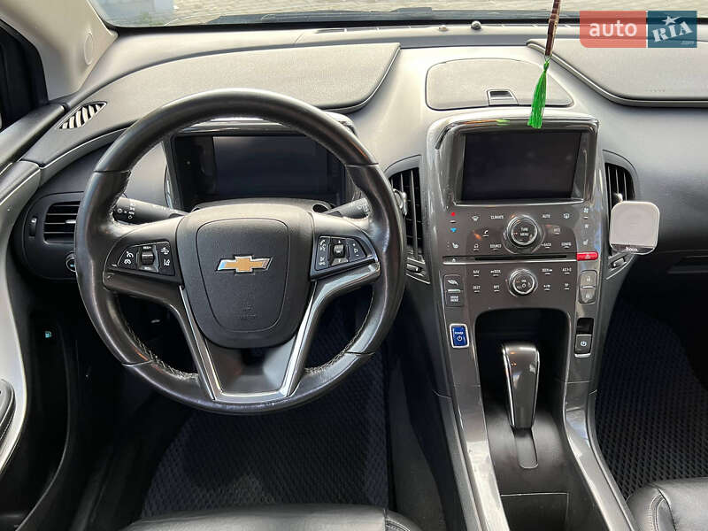 Хэтчбек Chevrolet Volt 2014 в Николаеве