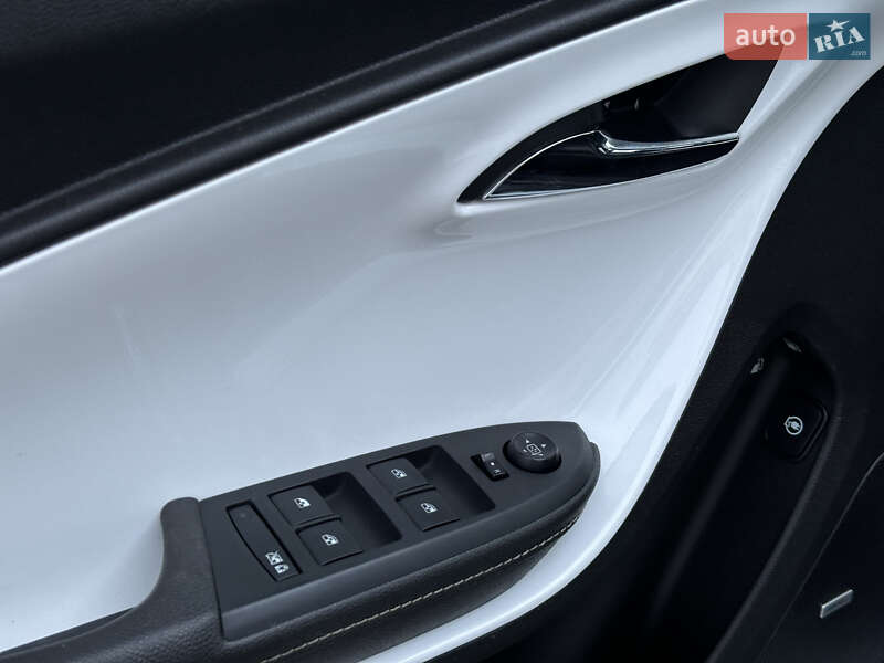 Хетчбек Chevrolet Volt 2011 в Одесі