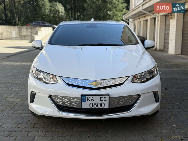 Хетчбек Chevrolet Volt 2015 в Києві