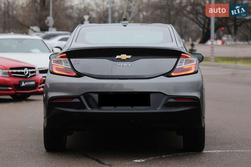 Хетчбек Chevrolet Volt 2016 в Києві