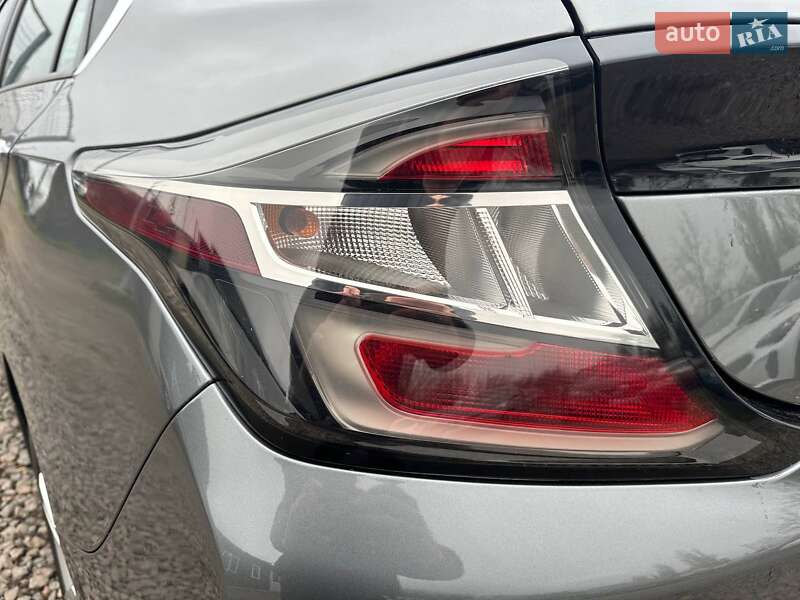 Хэтчбек Chevrolet Volt 2017 в Одессе фото 10 Хэтчбек Chevrolet Volt 2017 в Одессе