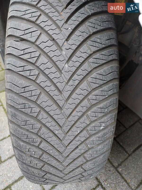 Хетчбек Chevrolet Volt 2014 в Дніпрі фото 12 Хетчбек Chevrolet Volt 2014 в Дніпрі