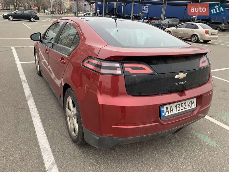 Хетчбек Chevrolet Volt 2012 в Києві