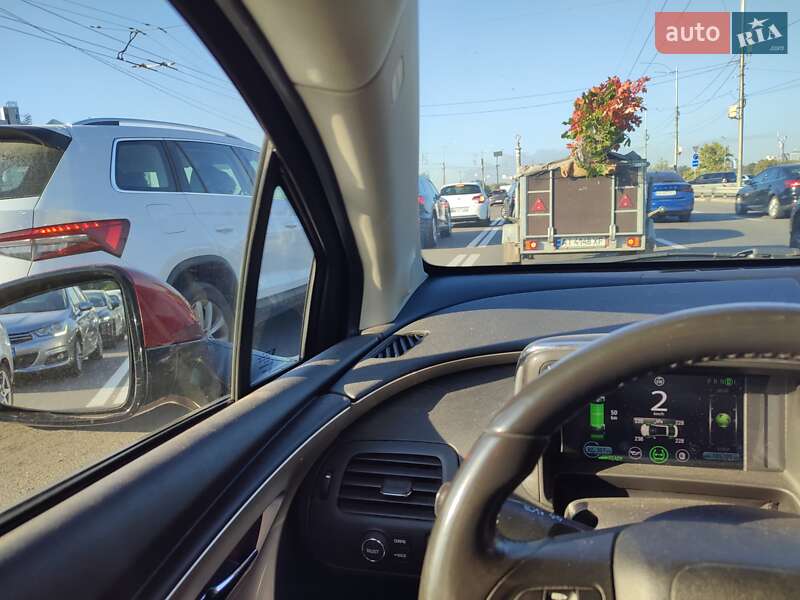 Хетчбек Chevrolet Volt 2012 в Києві