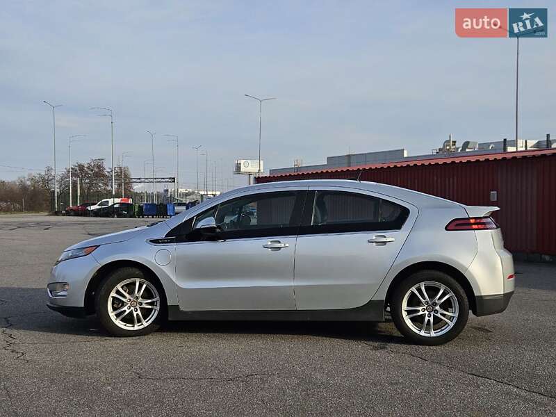 Хетчбек Chevrolet Volt 2013 в Києві фото 14 Хетчбек Chevrolet Volt 2013 в Києві