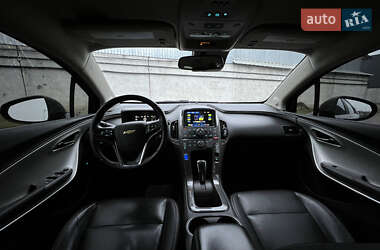 Хэтчбек Chevrolet Volt 2015 в Киеве