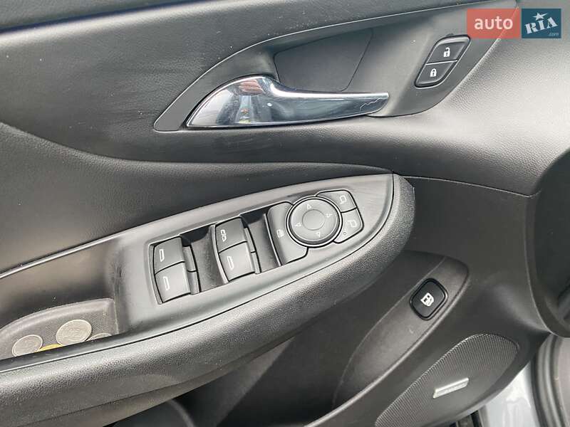 Хетчбек Chevrolet Volt 2018 в Києві