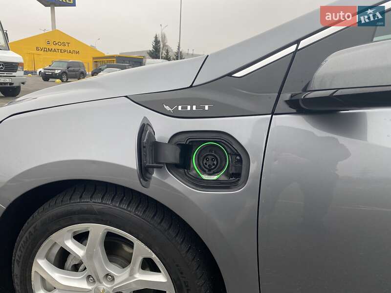 Хетчбек Chevrolet Volt 2018 в Києві