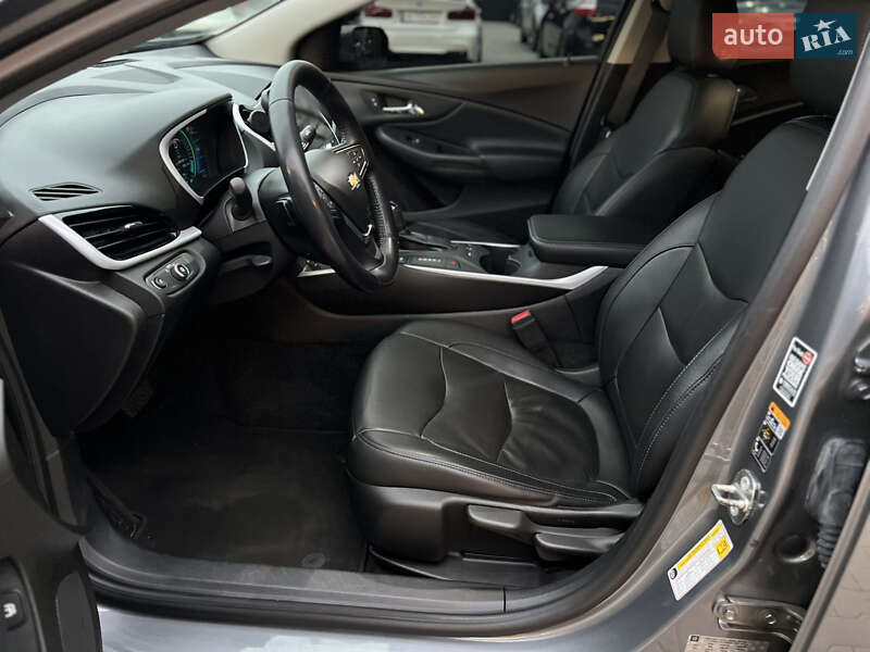 Хэтчбек Chevrolet Volt 2017 в Одессе