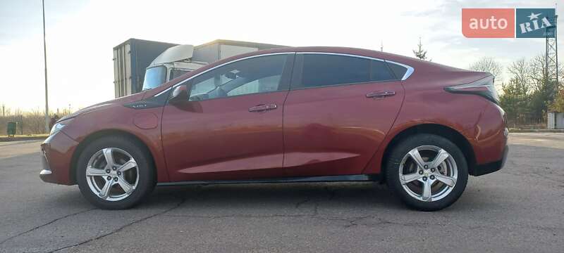 Хэтчбек Chevrolet Volt 2016 в Ивано-Франковске