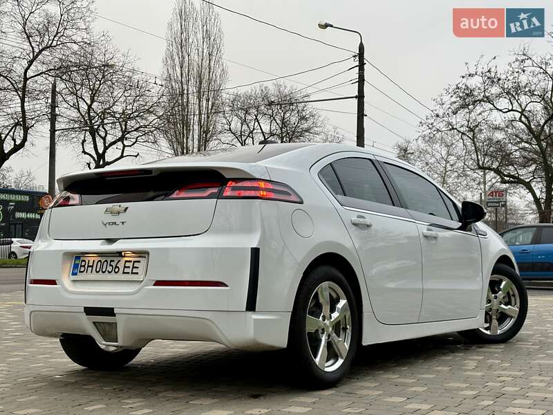 Хэтчбек Chevrolet Volt 2015 в Одессе