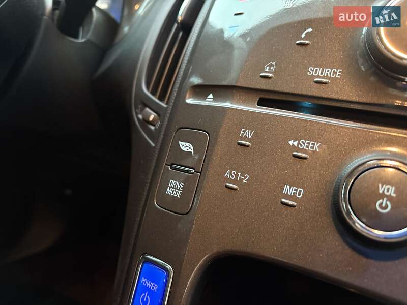 Хэтчбек Chevrolet Volt 2015 в Одессе