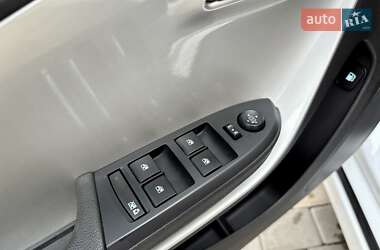 Хэтчбек Chevrolet Volt 2015 в Одессе