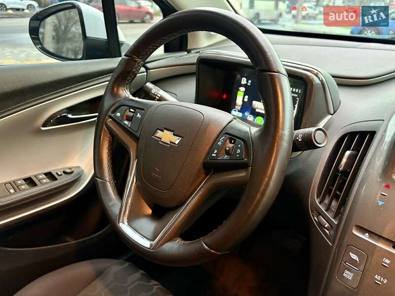 Хэтчбек Chevrolet Volt 2015 в Одессе