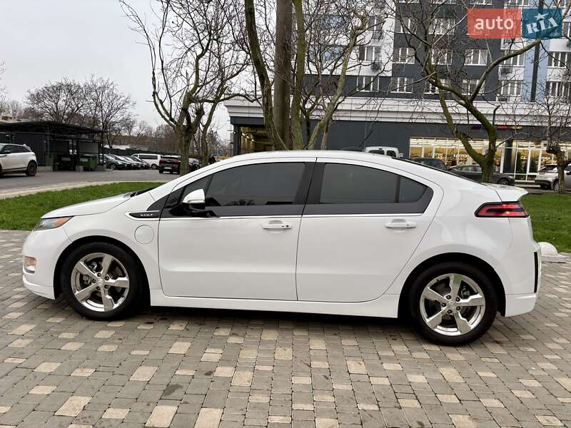 Хэтчбек Chevrolet Volt 2015 в Одессе