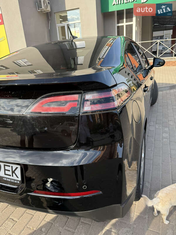 Хэтчбек Chevrolet Volt 2012 в Сумах