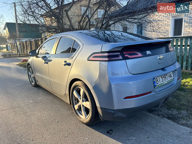 Хэтчбек Chevrolet Volt 2014 в Броварах