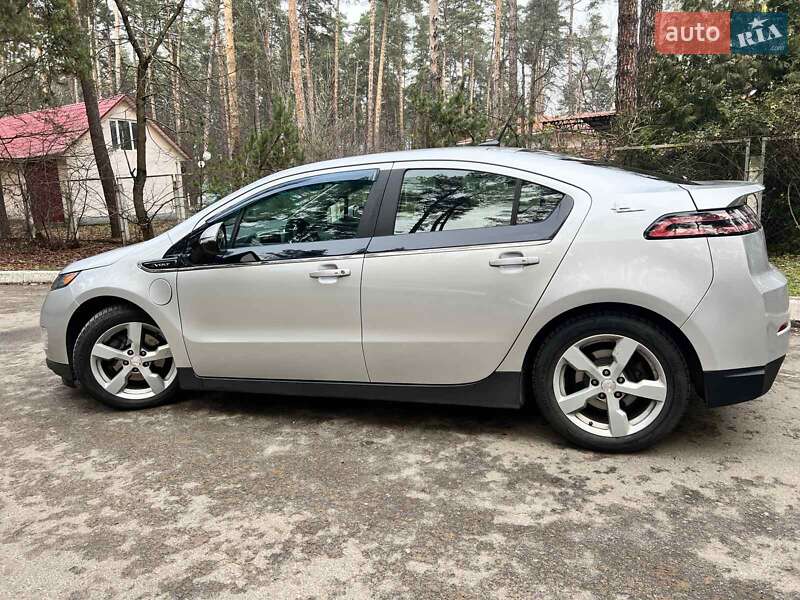 Хетчбек Chevrolet Volt 2013 в Броварах
