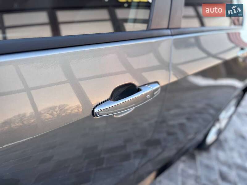 Хэтчбек Chevrolet Volt 2017 в Коломые