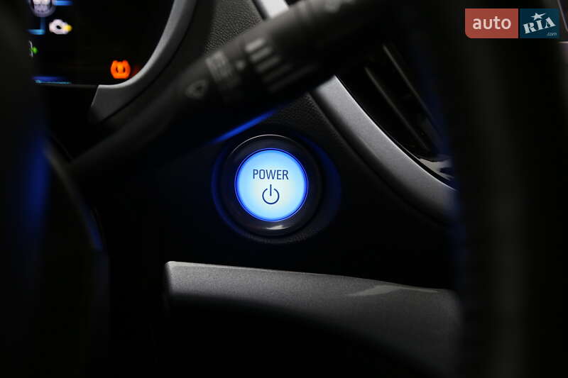 Хэтчбек Chevrolet Volt 2017 в Киеве