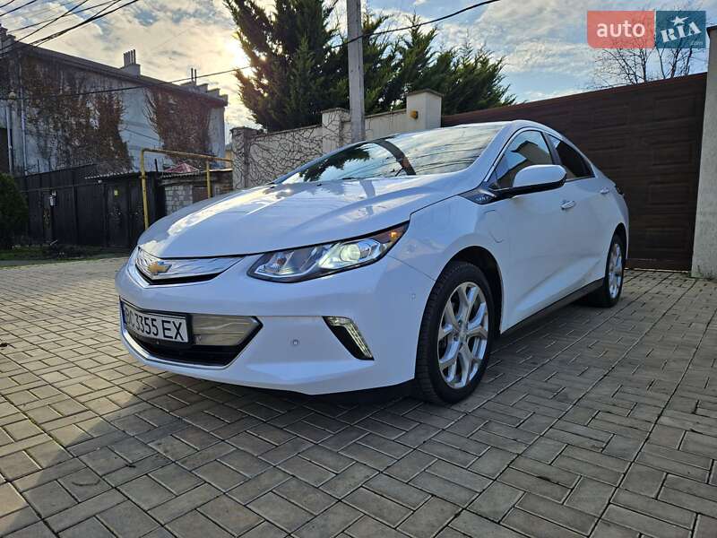 Хэтчбек Chevrolet Volt 2016 в Одессе