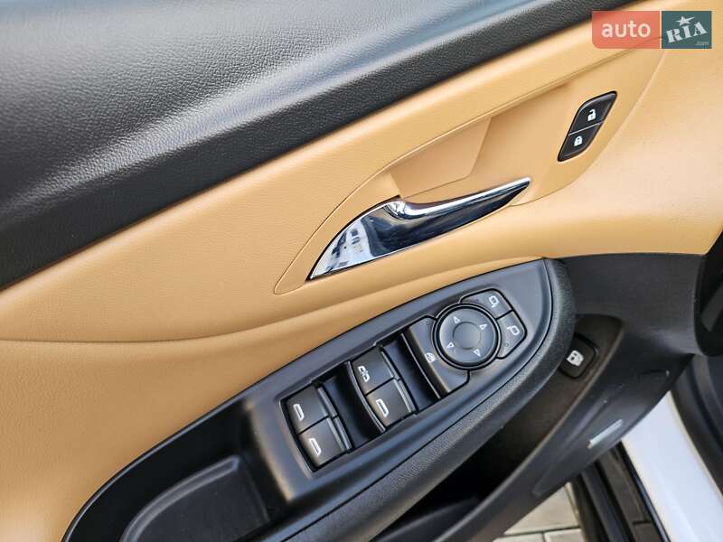 Хэтчбек Chevrolet Volt 2016 в Одессе