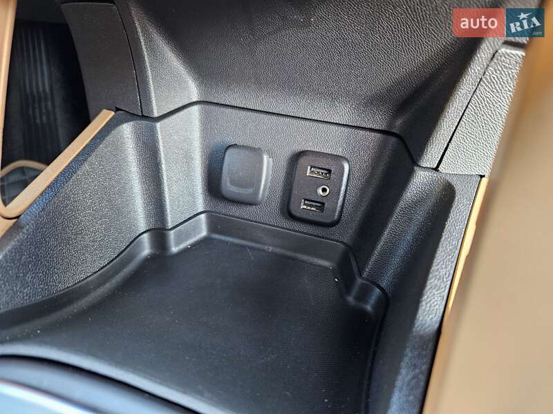 Хэтчбек Chevrolet Volt 2016 в Одессе