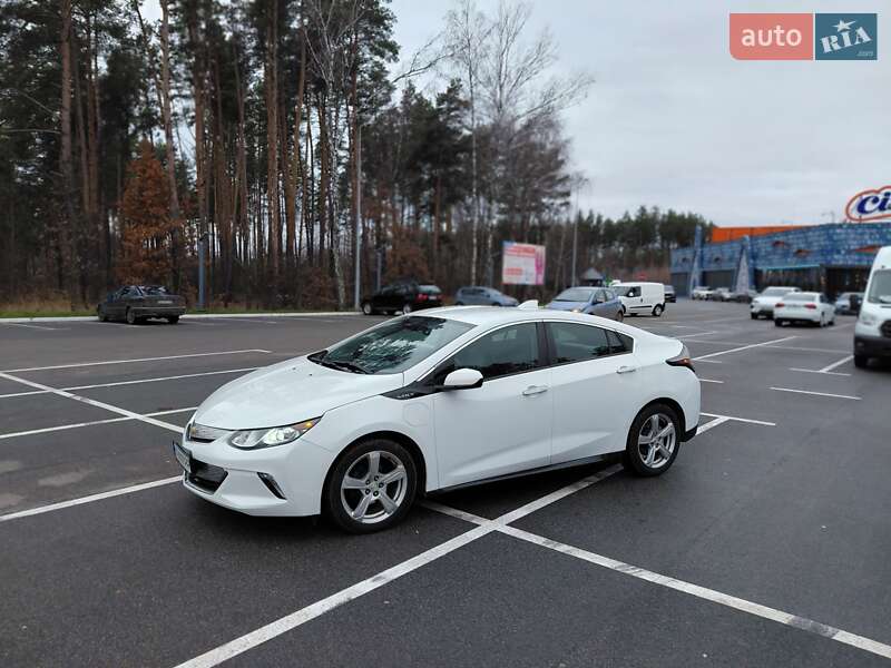 Хетчбек Chevrolet Volt 2018 в Києві