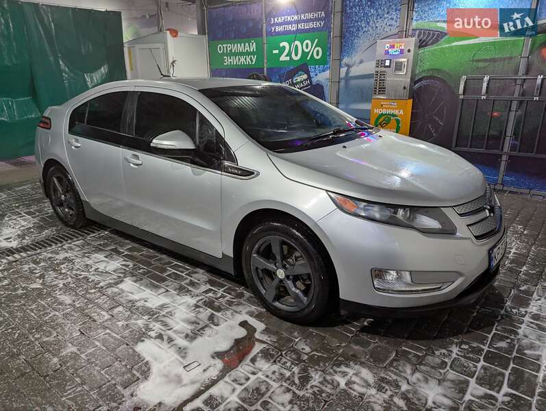 Хэтчбек Chevrolet Volt 2013 в Запорожье