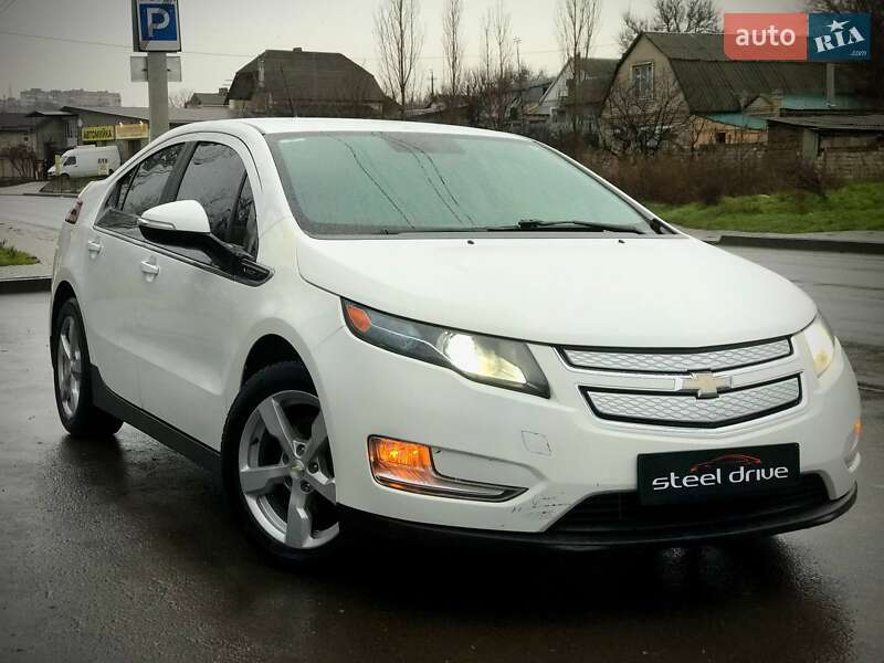 Хэтчбек Chevrolet Volt 2014 в Николаеве