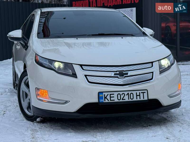 Хэтчбек Chevrolet Volt 2012 в Днепре