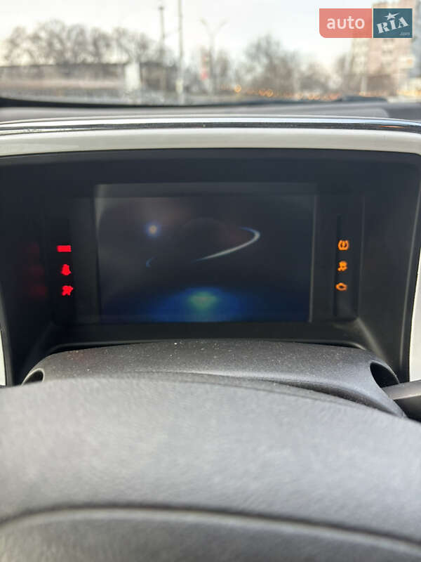 Хэтчбек Chevrolet Volt 2012 в Запорожье