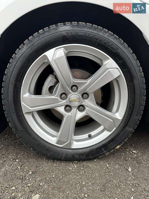 Хетчбек Chevrolet Volt 2018 в Білогородці