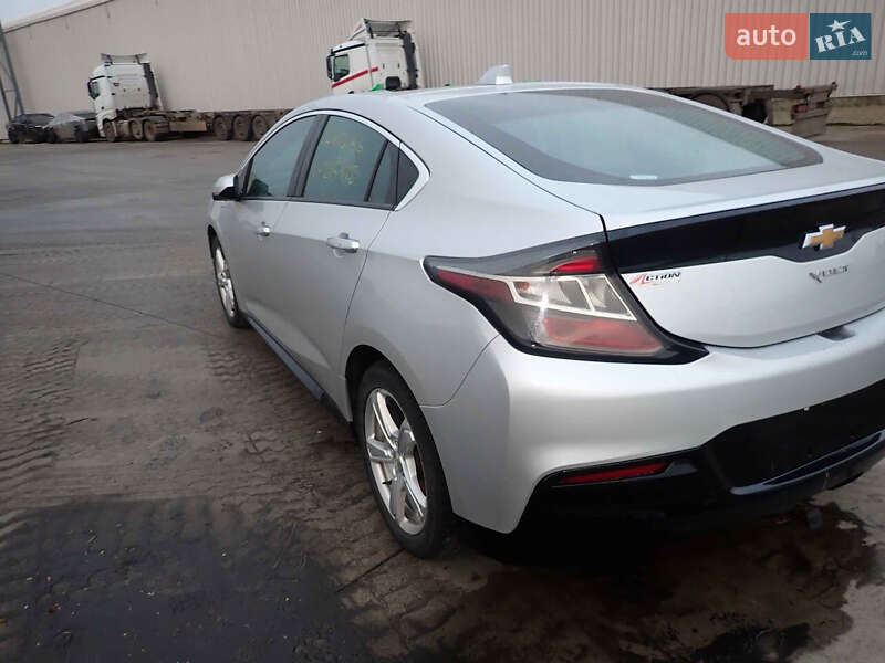 Хэтчбек Chevrolet Volt 2017 в Львове