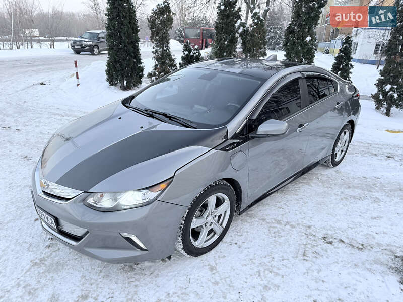 Хэтчбек Chevrolet Volt 2018 в Киеве