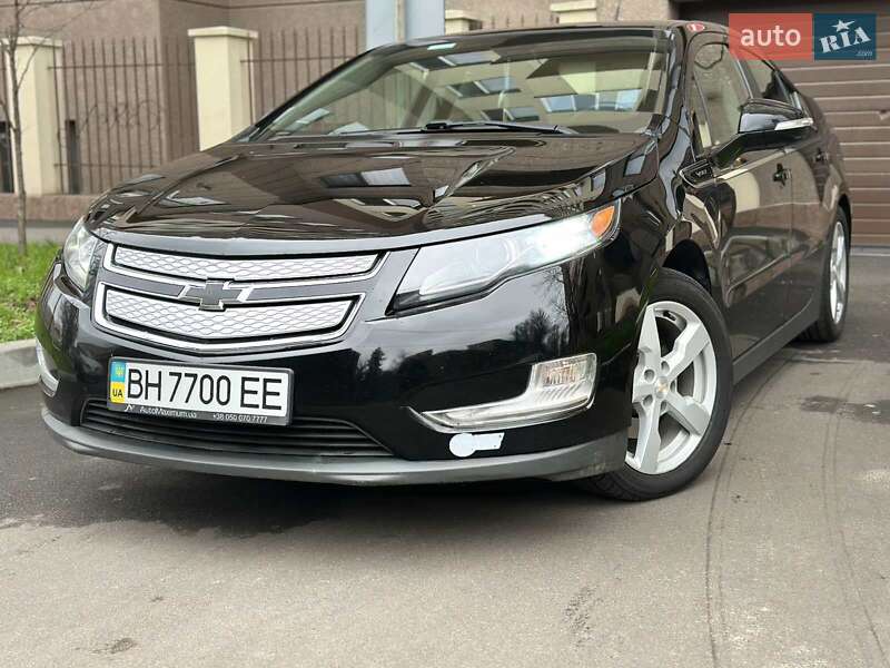 Хэтчбек Chevrolet Volt 2013 в Одессе фото Хэтчбек Chevrolet Volt 2013 в Одессе