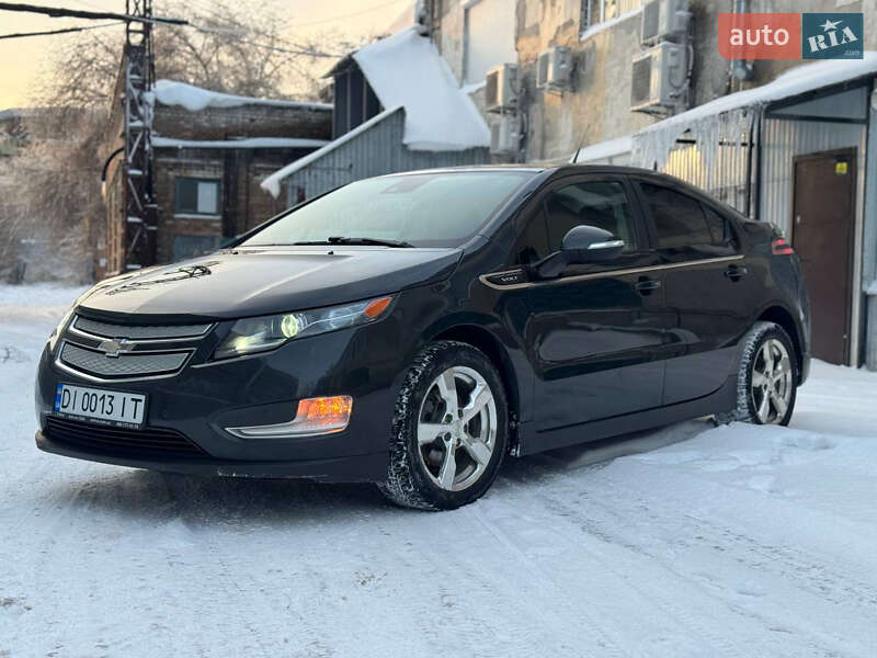 Хэтчбек Chevrolet Volt 2013 в Киеве