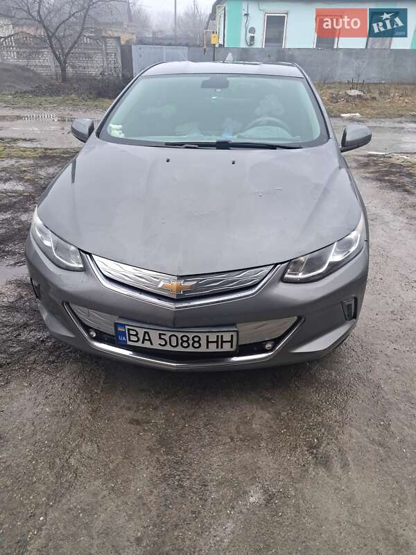Хэтчбек Chevrolet Volt 2017 в Знаменке