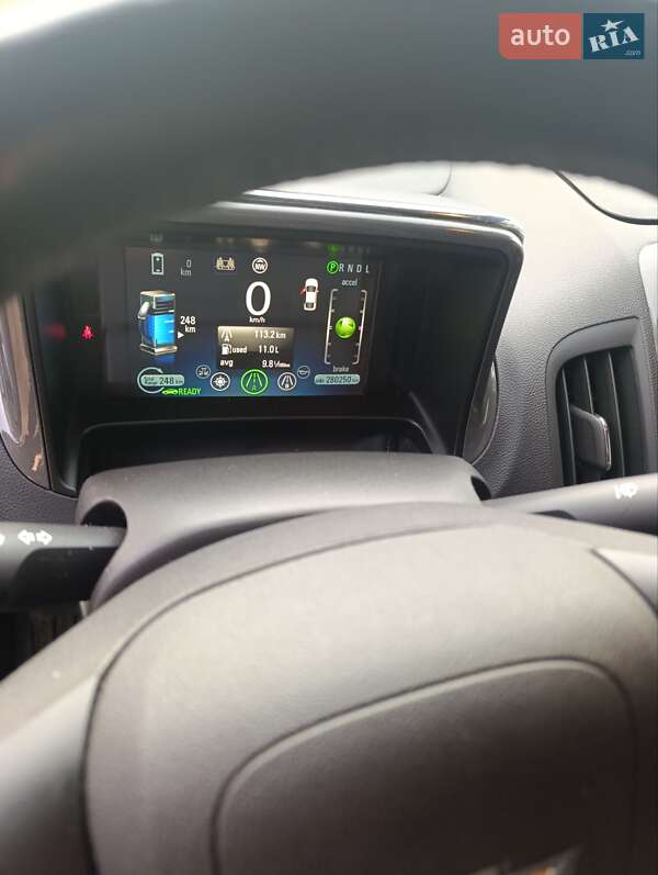 Хэтчбек Chevrolet Volt 2013 в Каменском
