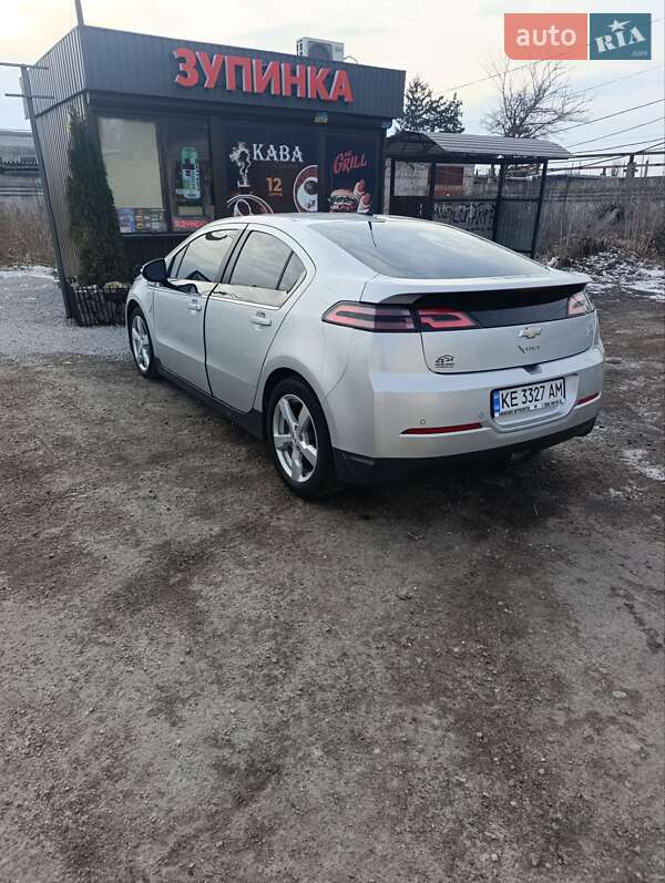 Хэтчбек Chevrolet Volt 2013 в Каменском