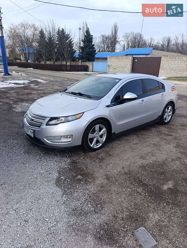 Хэтчбек Chevrolet Volt 2013 в Каменском