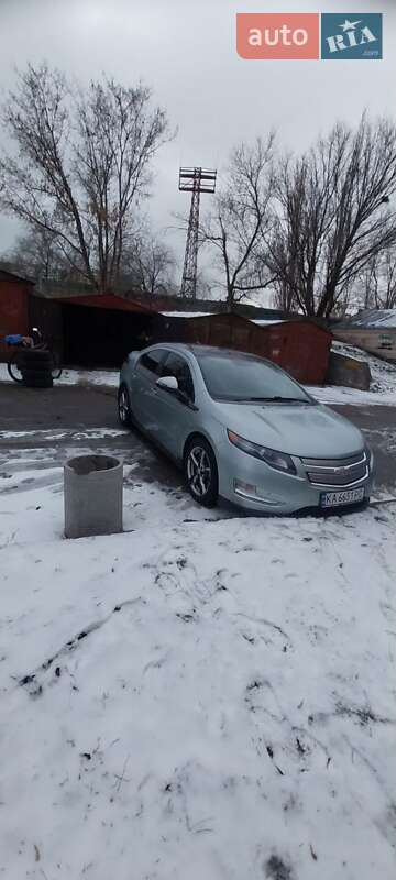 Хэтчбек Chevrolet Volt 2011 в Киеве