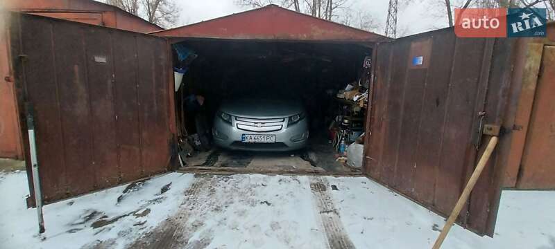 Хэтчбек Chevrolet Volt 2011 в Киеве