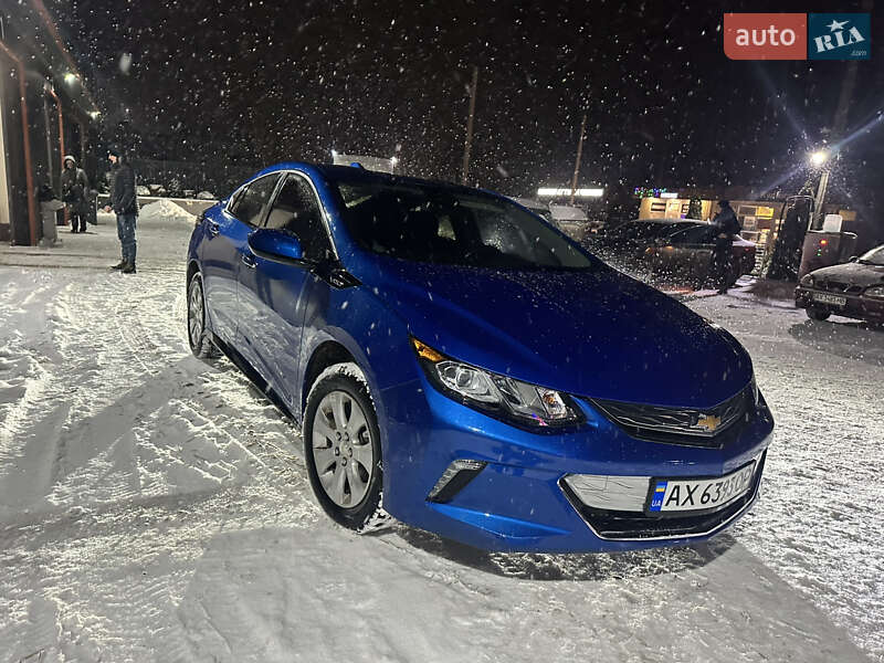 Хэтчбек Chevrolet Volt 2017 в Лозовой