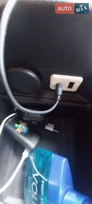 Хэтчбек Chevrolet Volt 2011 в Киеве