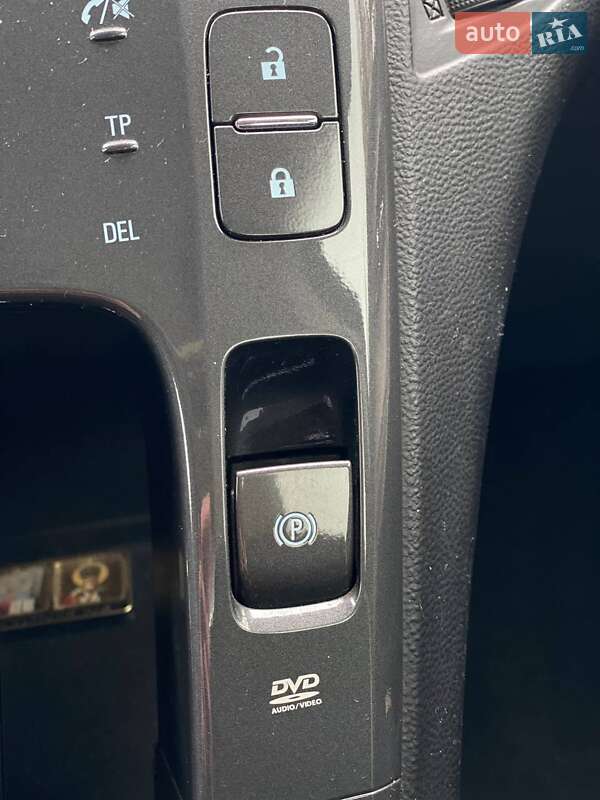 Хэтчбек Chevrolet Volt 2012 в Киеве фото 40 Хэтчбек Chevrolet Volt 2012 в Киеве