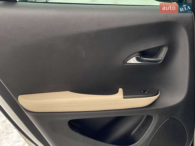 Хэтчбек Chevrolet Volt 2012 в Киеве фото 43 Хэтчбек Chevrolet Volt 2012 в Киеве